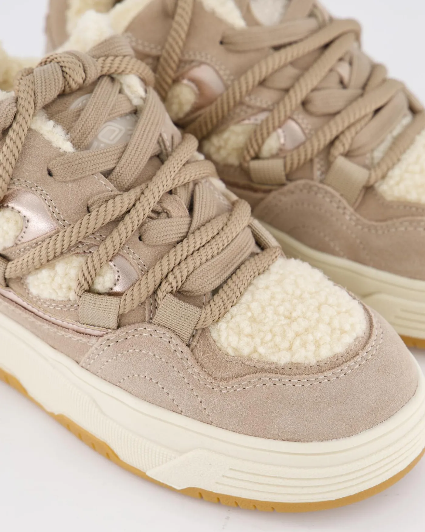 Dames Boomer-F Sneaker Beige