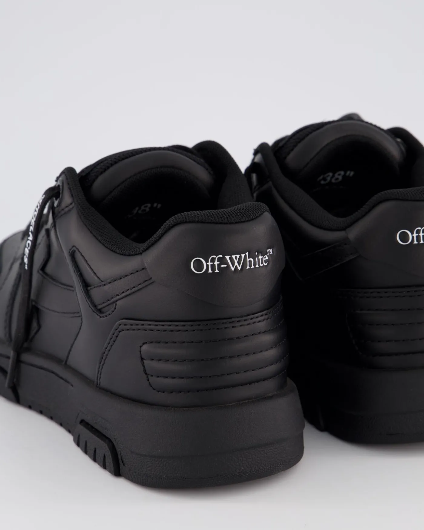 Dames Out Of Office Sneaker Zwart