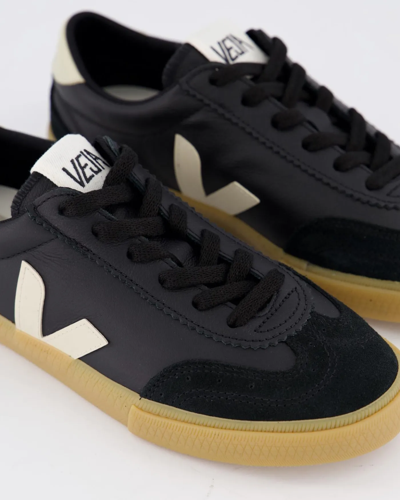 Dames Volley Suede Sneaker