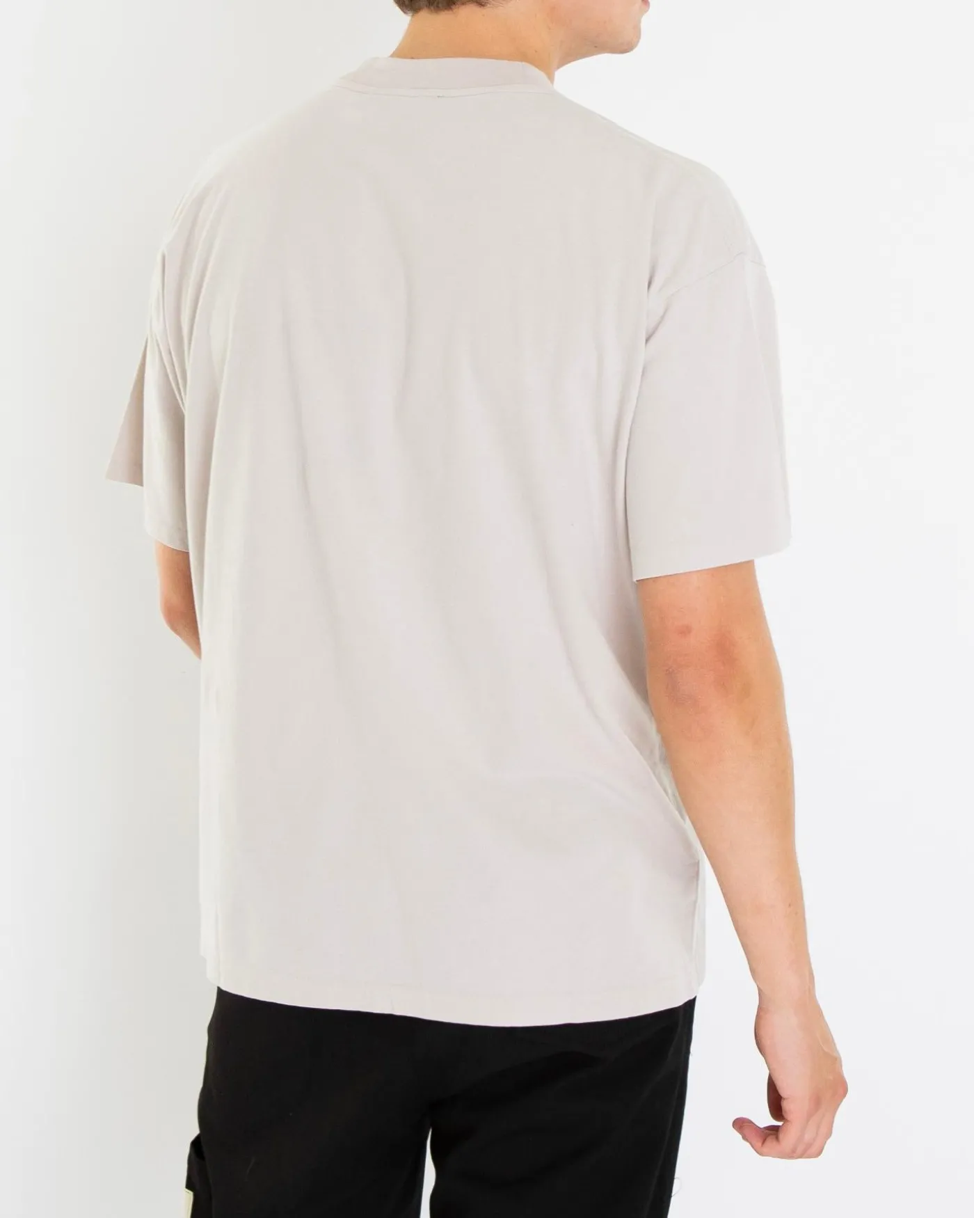 Heren Embroidered Serif TShirt Grijs